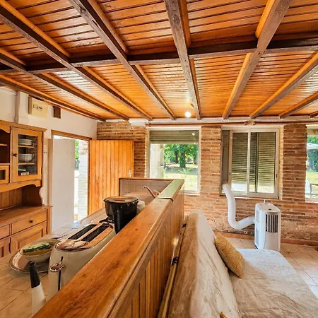 Apartman L'ecrin De Verdure - 6 Personnes - Climatisation - Places De Stationnement Gratuites - Jardin - Terrasse Villemade