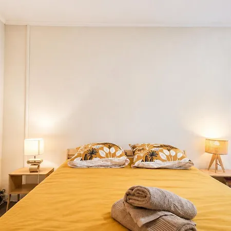 Apartman L'ecrin De Verdure - 6 Personnes - Climatisation - Places De Stationnement Gratuites - Jardin - Terrasse Villemade